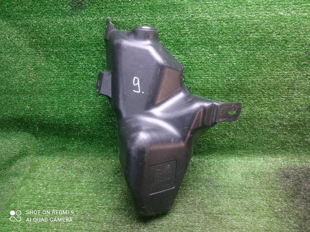 бачок омывателя Opel Astra J рестайлинг (2012—2018) 2013, Название двигателя 1.6i A16XER, 13260579 - фото №1