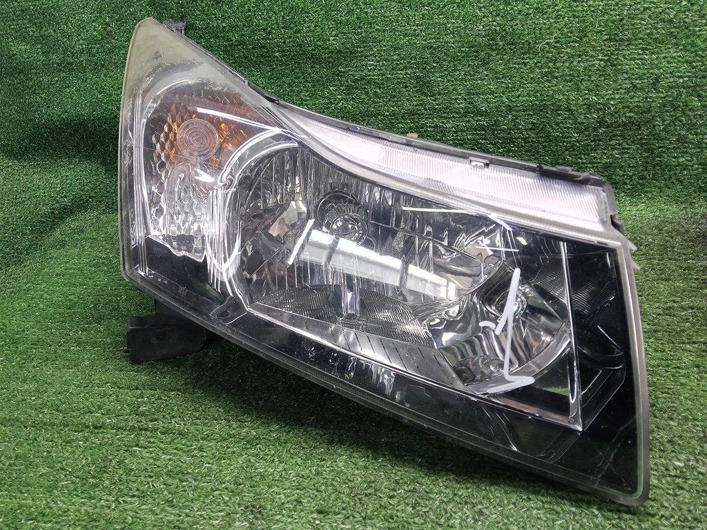фара правая Chevrolet Cruze I (2009—2012) 2011, Название двигателя 1.8i F18D4, 95137776 - фото №1
