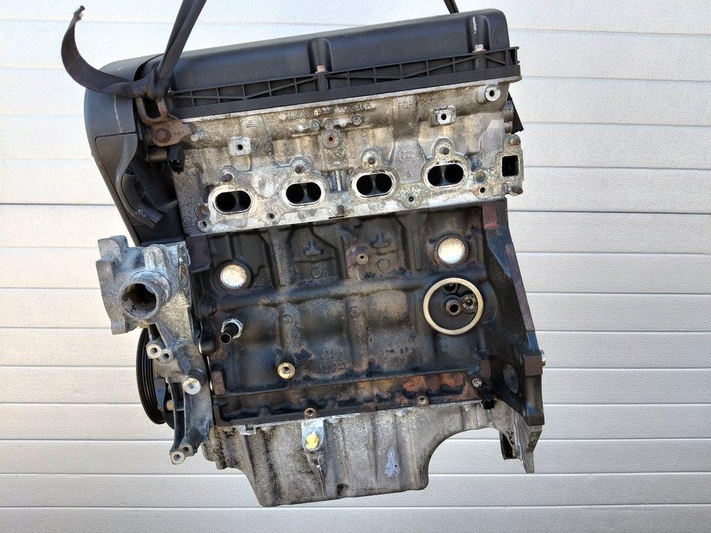 двигатель Opel Astra H (2004—2007) 2007, Название двигателя 1.6i Z16XEP, 93185103 - фото №1