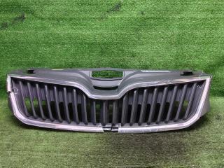 решетка радиатора Skoda Rapid I (2012—2017) 2017, 5JA853668