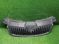 решетка радиатора Skoda Fabia II (2007—2010) 2009, Название двигателя 1.2i BZG, 5J0853668A - фото №2