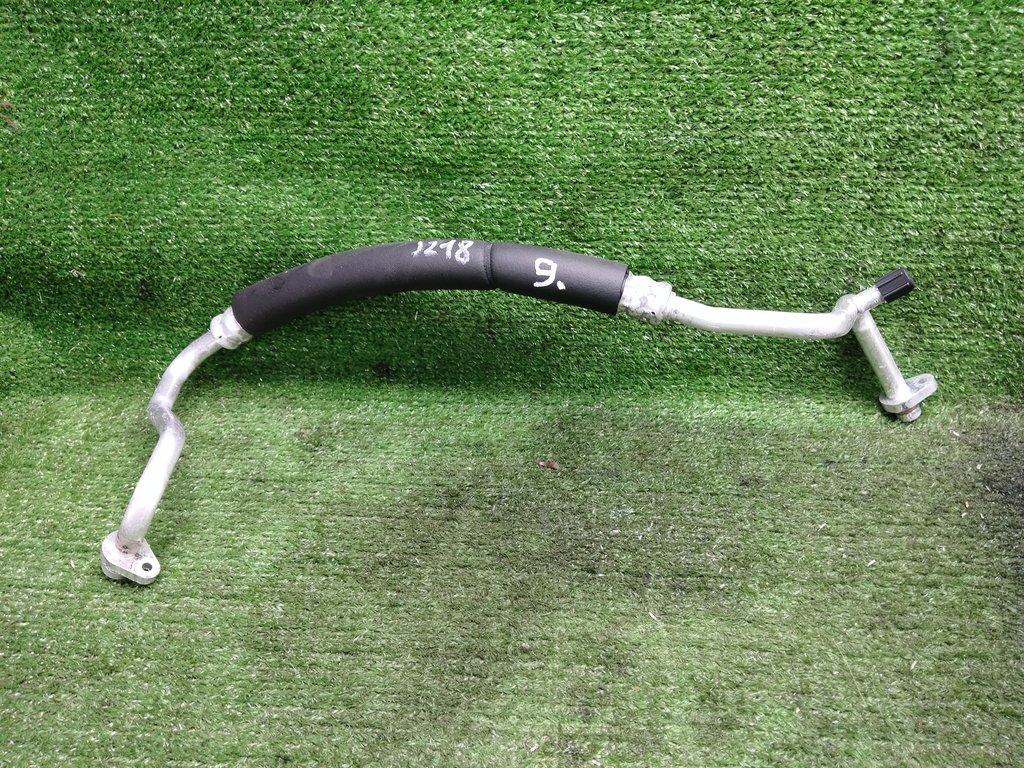 трубка кондиционера Nissan Juke I (2010—2014) 2014, 924801KK1A - фото №1