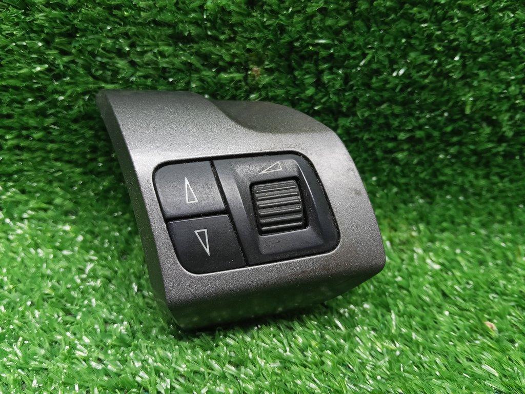 кнопка (выключатель) Opel Astra H рестайлинг (2006—2014) 2012, Название двигателя 1.8i Z18XER, 13208858 - фото №1