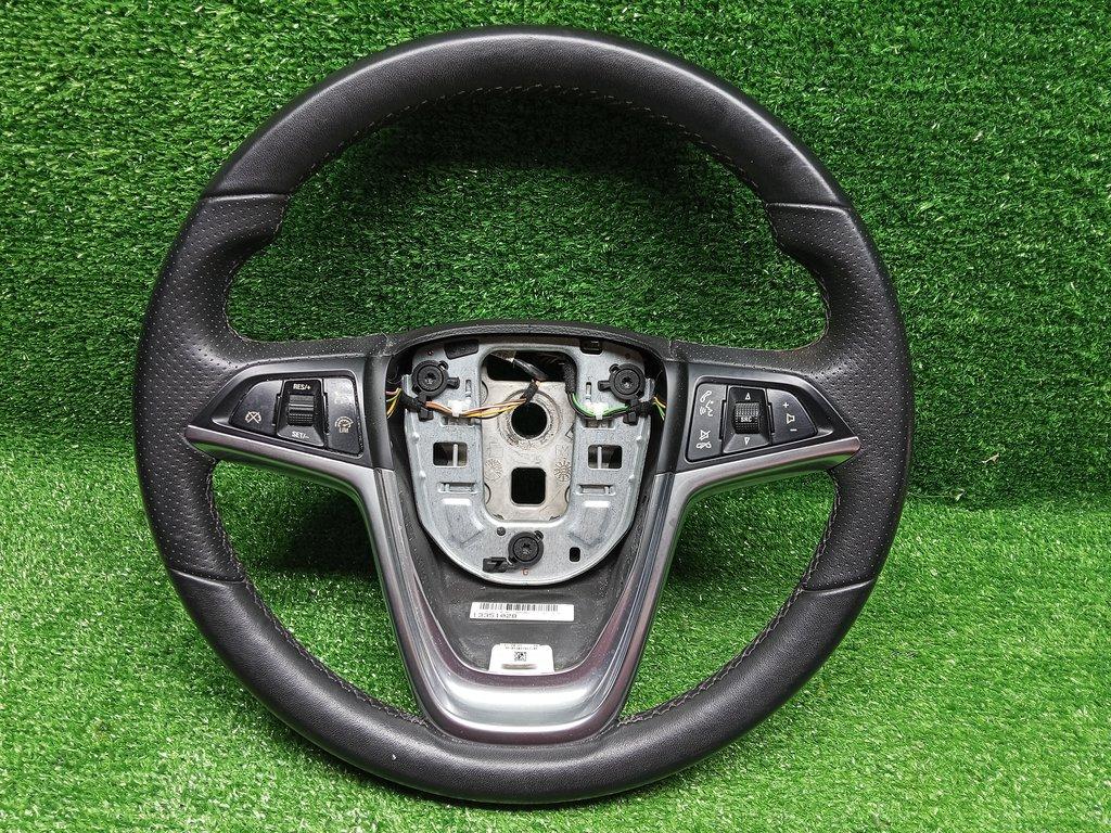 руль Opel Astra J рестайлинг (2012—2018) 2015, Название двигателя 1.6i A16XER, 13351028 - фото №1