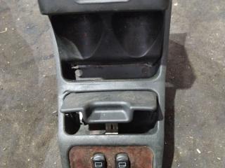 подстаканник Mercedes-Benz M-Класс W163 [рестайлинг] 2003, 2.7 л., OM 612.963, дизель, внедорожник 5 дв.