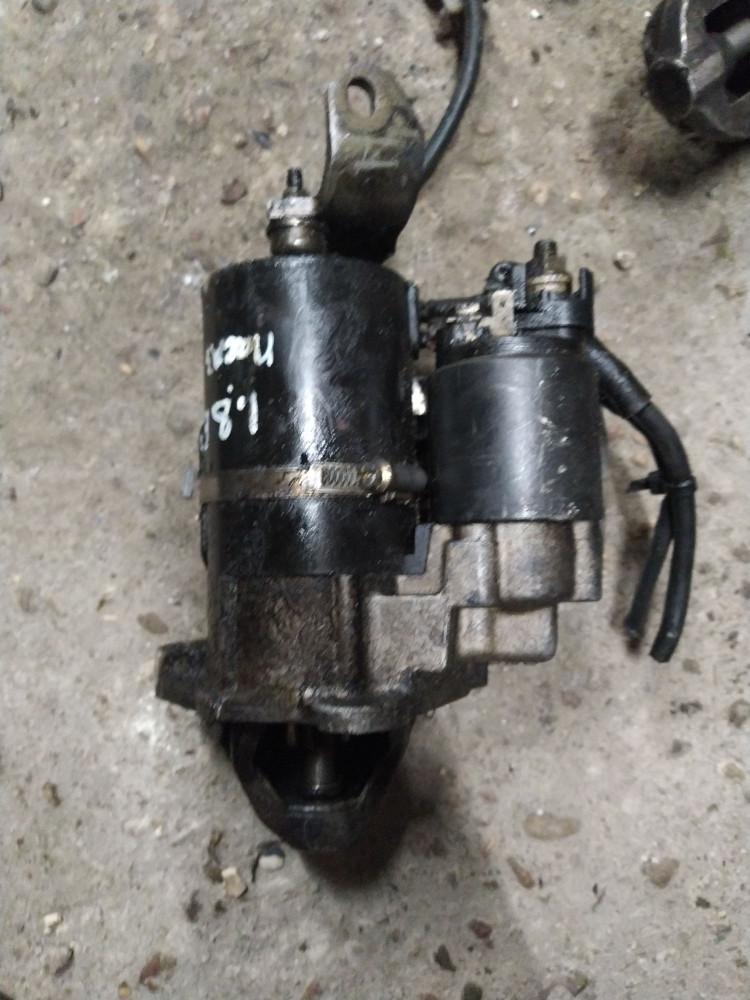 стартер Volkswagen Passat B3 1995, 1.8 л., бензин, седан - фото №1