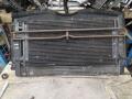 радиатор (основной) Volkswagen Transporter T4 2001, 2.5 л., дизель, микроавтобус - фото №3