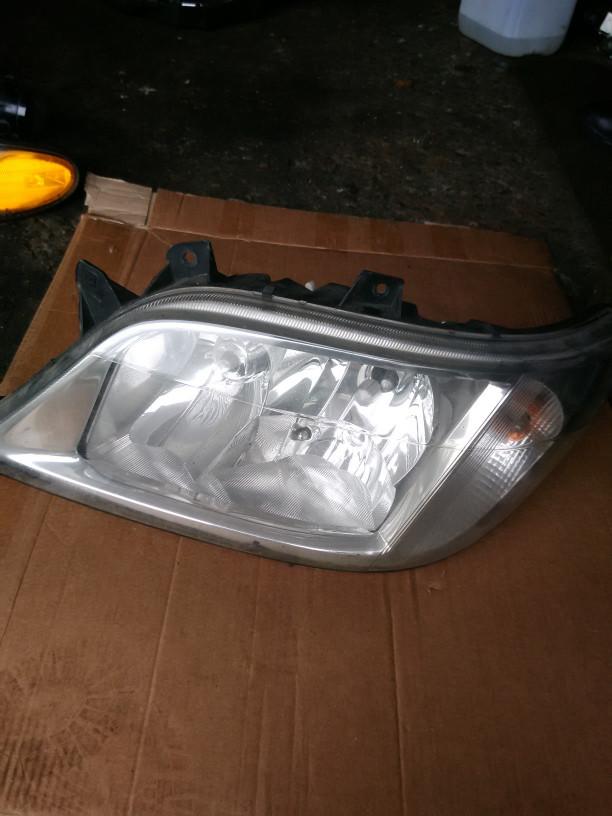 фара левая Mercedes-Benz Sprinter 1 поколение (W901-905) 1996, 2.3 л., OM 601.943, дизель, МКПП - фото №1