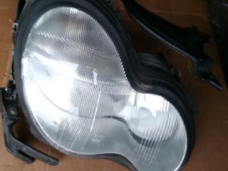 фара правая Mercedes-Benz C-Класс W203/S203/CL203 [рестайлинг] 2005, 3.0 л., OM 642.910, дизель, АКПП, седан