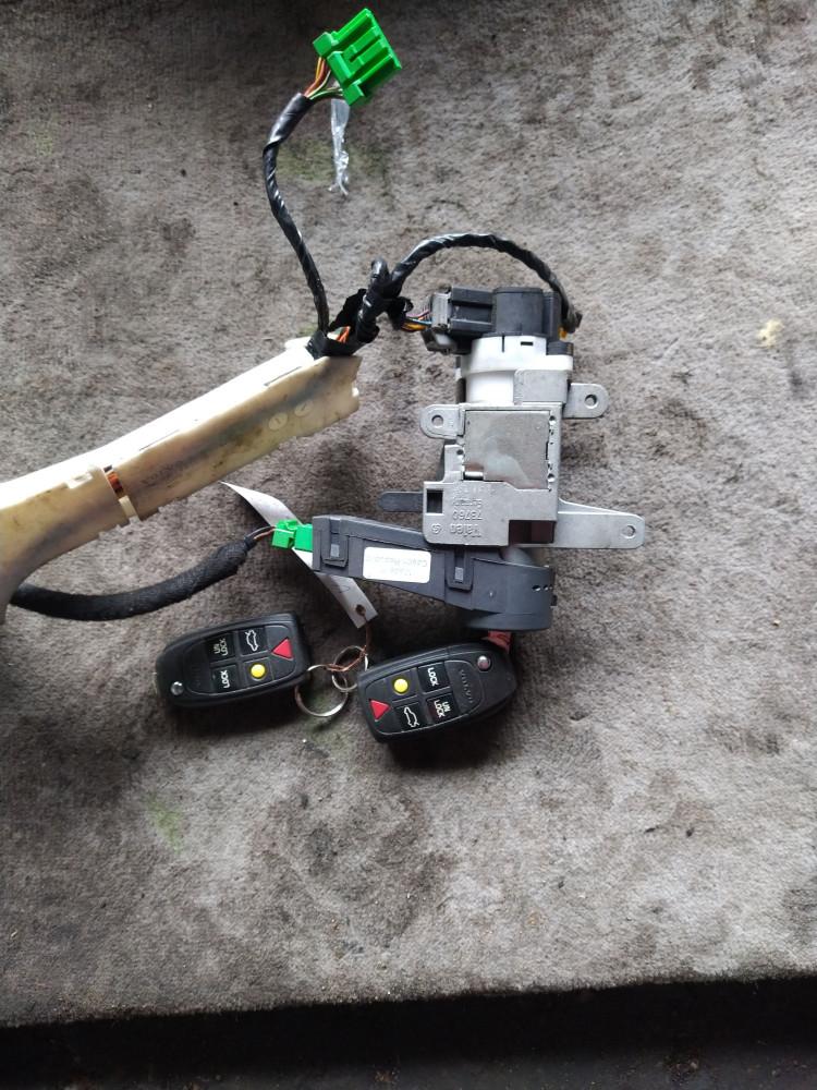 замок зажигания Volvo XC90 1 поколение 2005, 2.5 л., бензин, универсал - фото №1