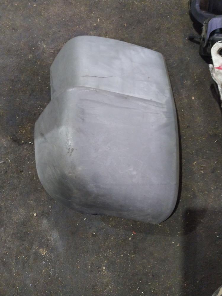 клык бампера задний правый Mercedes-Benz Sprinter 1 поколение (W901-905) 2000, 2.3 л., дизель, микроавтобус - фото №1