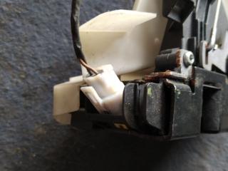 замок двери передней правой Volkswagen Transporter T5 2006, 1.9 л., AXC, дизель