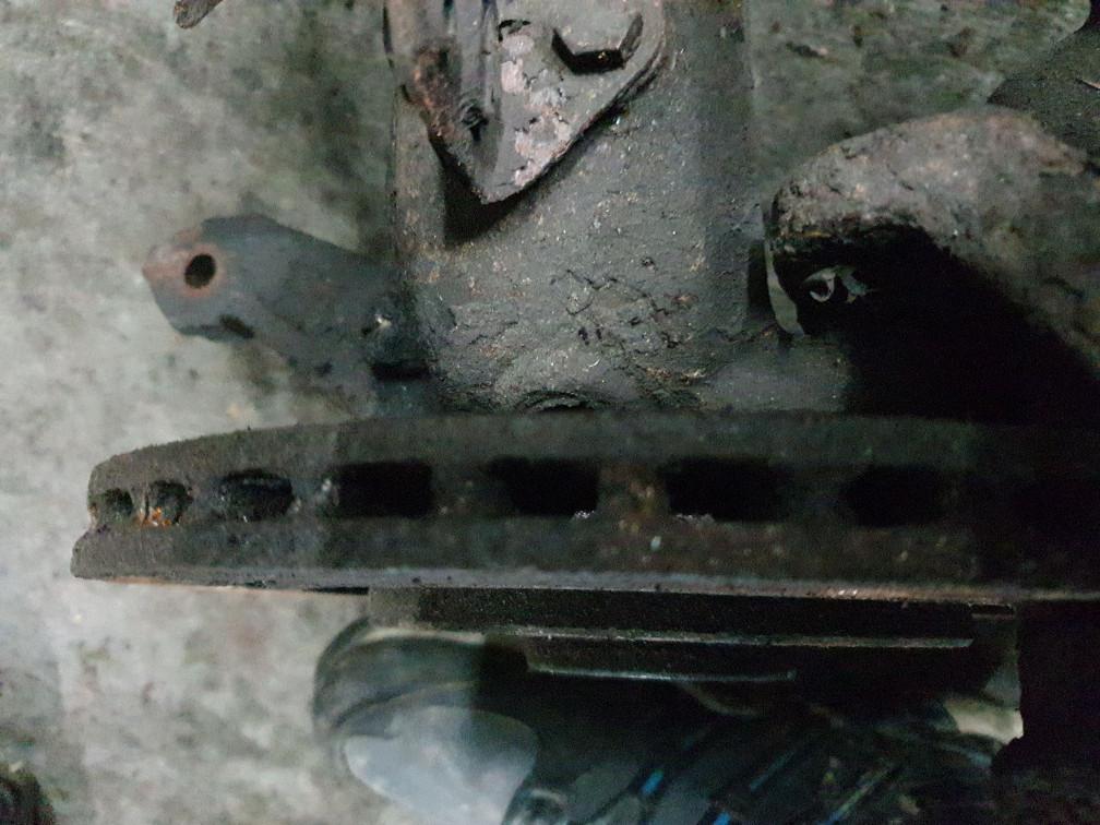 диск тормозной передний Citroen Berlingo 1 поколение (M49) 2000, 1.9 л., дизель - фото №1