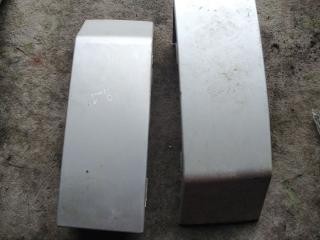 ус под фонарь Volvo XC90 1 поколение 2005, 2.5 л., бензин, универсал