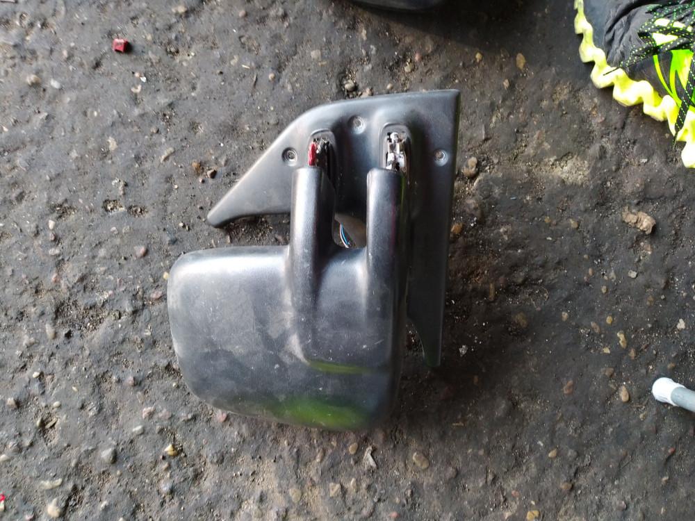 корпус зеркала наружного правого Volkswagen Transporter T4 1998, 1.9 л., ABL, дизель, микроавтобус - фото №1