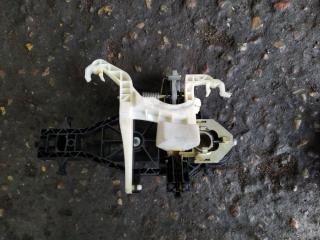 ручка наружная двери сдвижной Volkswagen Caddy 3 поколение 2008, 1.6 л., бензин, микроавтобус