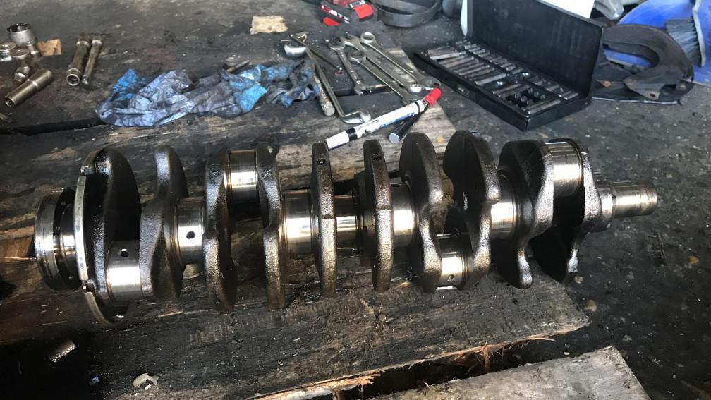 коленвал Volkswagen LT 2 поколение 1999, 2.5 л., AHD, дизель, микроавтобус - фото №1