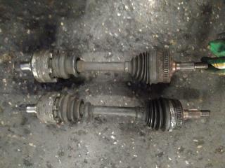 полуось передняя правая (приводной вал, ШРУС) Mercedes-Benz Vito W638 2001, 2.3 л., OM 601.942, дизель