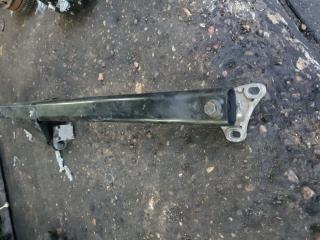 распорка стоек Volvo XC90 1 поколение 2005, 2.5 л., бензин, универсал