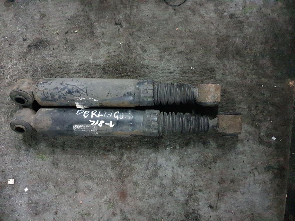 амортизатор задний правый Citroen Berlingo 1 поколение (M49) 2000, 1.9 л., дизель - фото №1