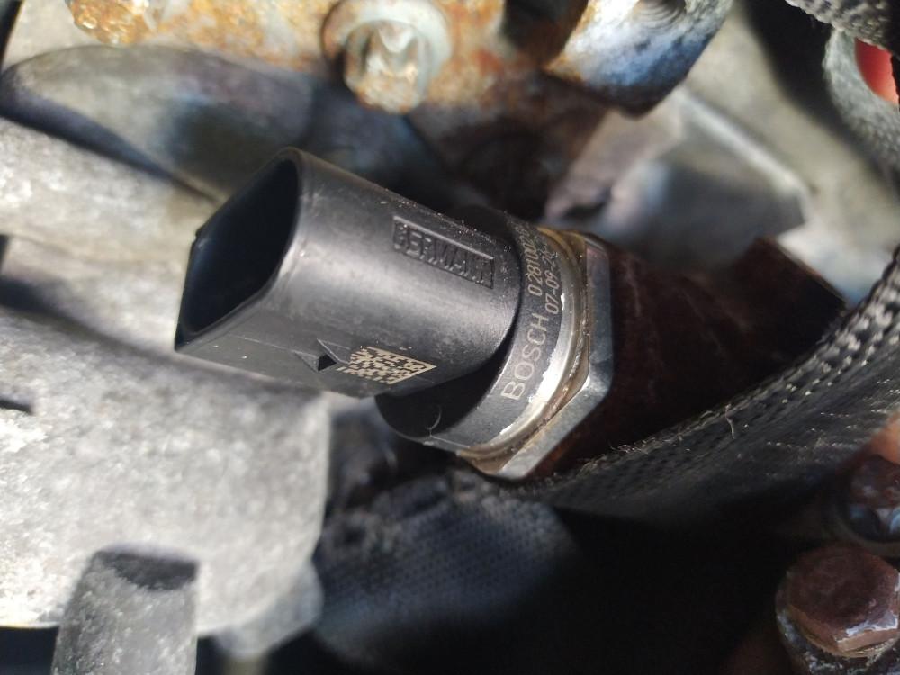 топливная рампа Mercedes-Benz Sprinter 2 поколение (W906) 2009, 2.1 л., OM 646.986, дизель, микроавтобус - фото №1