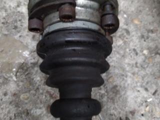 полуось передняя левая (приводной вал, ШРУС) Volkswagen Transporter T5 2008, 2.5 л., дизель, микроавтобус