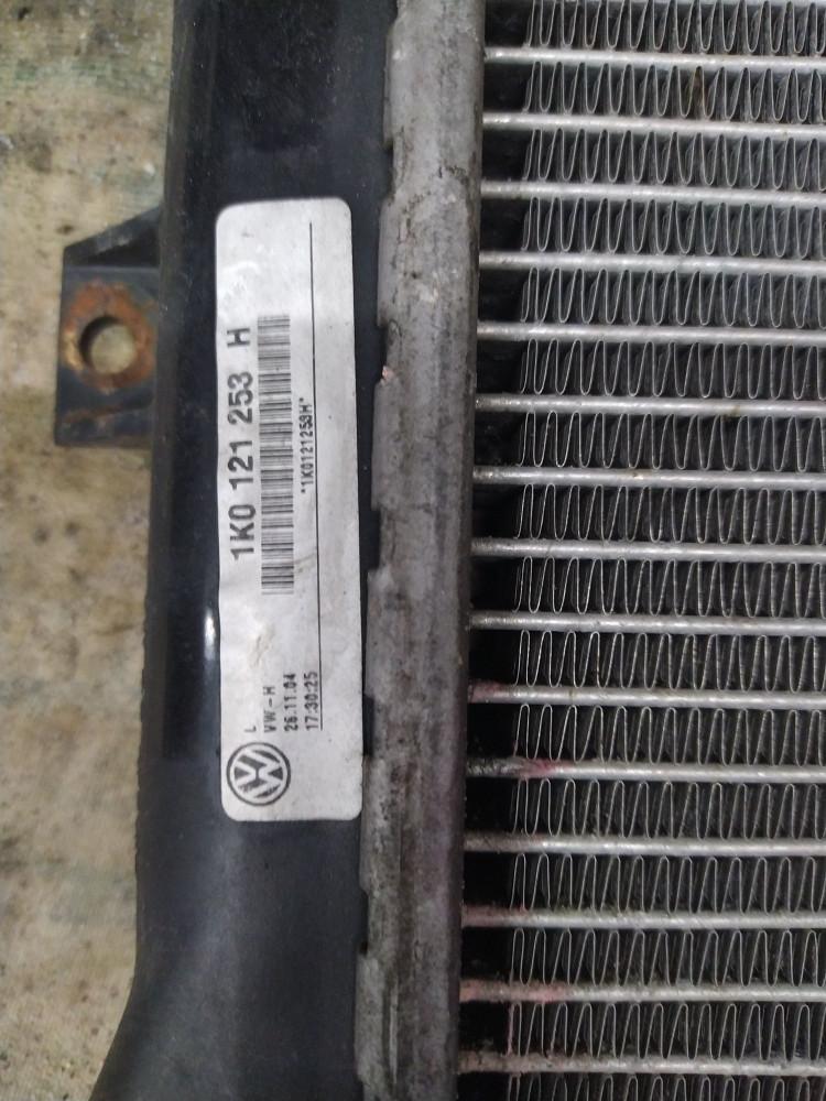 радиатор (основной) Volkswagen Touran 1 поколение 2005, 1.9 л., дизель, минивэн - фото №1