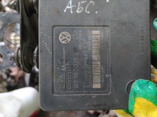 блок ABS Volkswagen Caddy 3 поколение 2008, 1.9 л., дизель, микроавтобус, 907379