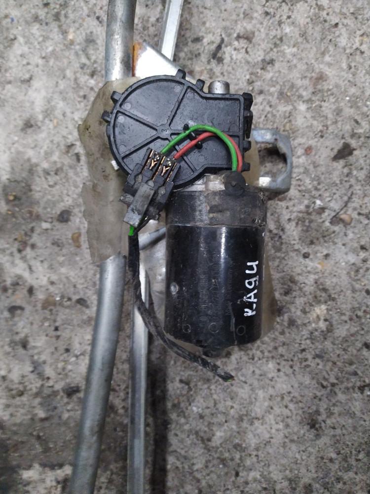 моторчик передних стеклоочистителей (дворников) Volkswagen Caddy 2 поколение 2000, 1.9 л., дизель, микроавтобус - фото №1