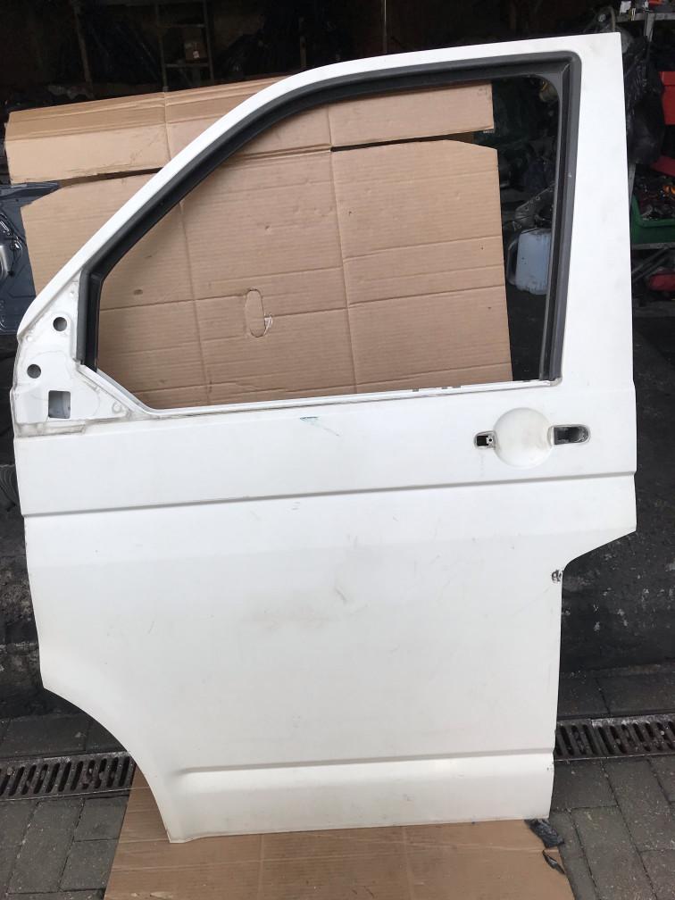 дверь передняя левая Volkswagen Transporter T5 2005, 1.9 л., AXB, дизель, микроавтобус - фото №1