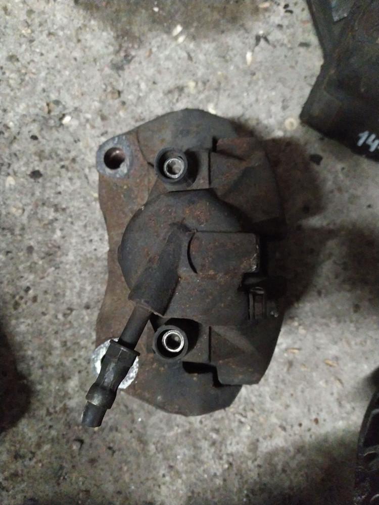 суппорт передний правый Volkswagen Transporter T5 2006, 2.5 л., дизель, микроавтобус - фото №1