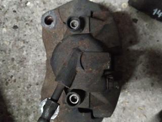 суппорт передний правый Volkswagen Transporter T5 2006, 2.5 л., дизель, микроавтобус