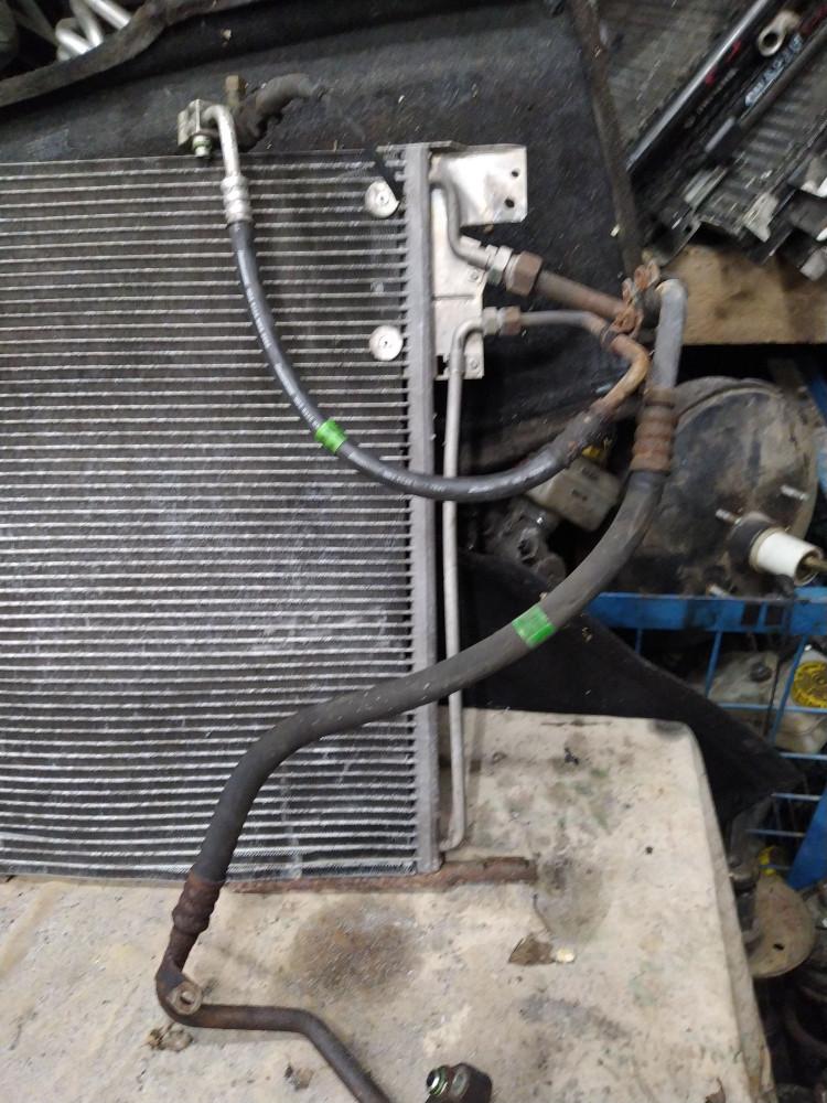 радиатор кондиционера Mercedes-Benz Vito W638 2001, 2.2 л., OM 611LA (75 KW CDI), дизель, микроавтобус - фото №1