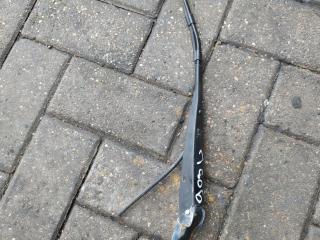 щеткодержатель (поводок стеклоочистителя, дворник) Mercedes-Benz Sprinter 1 поколение (W901-905) [рестайлинг] 2005, 2.2 л., микроавтобус