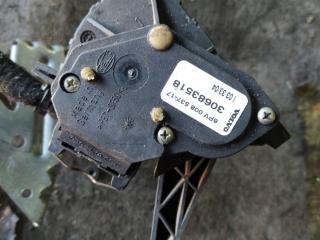 педаль Volvo XC90 1 поколение 2005, 2.5 л., бензин, универсал