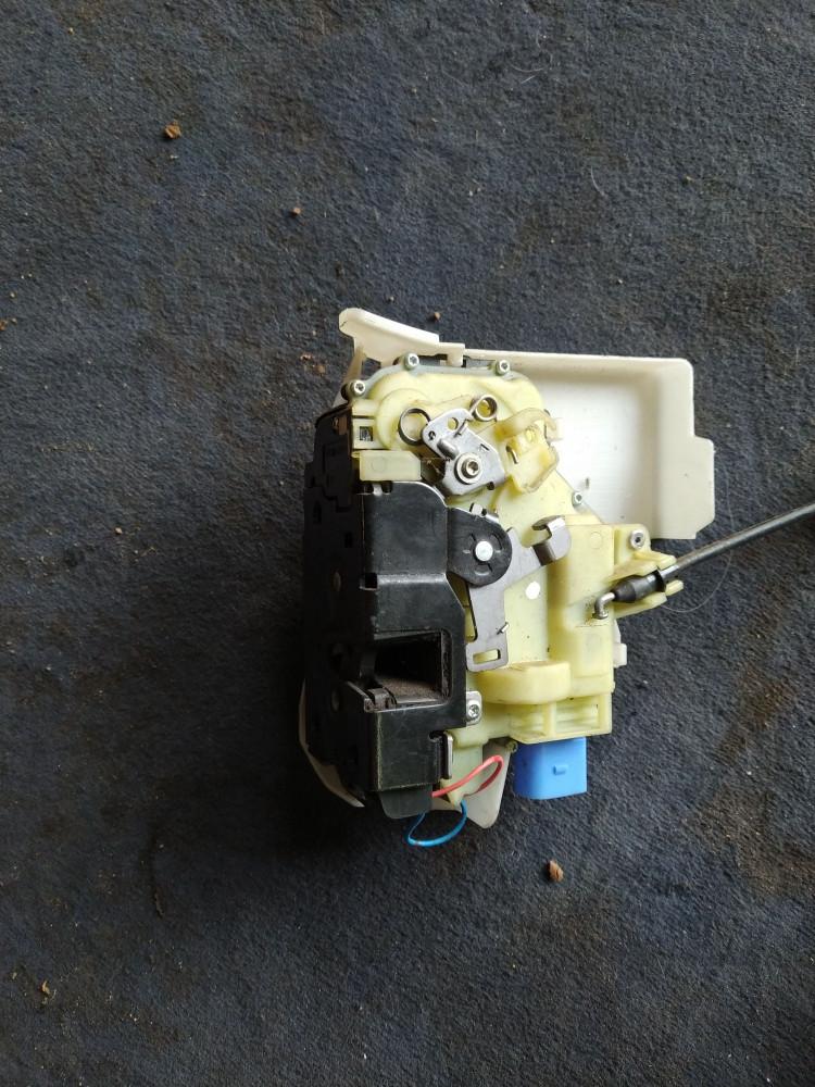 замок двери передней левой Volkswagen Multivan T5 2006, 1.9 л., AXC, дизель - фото №1