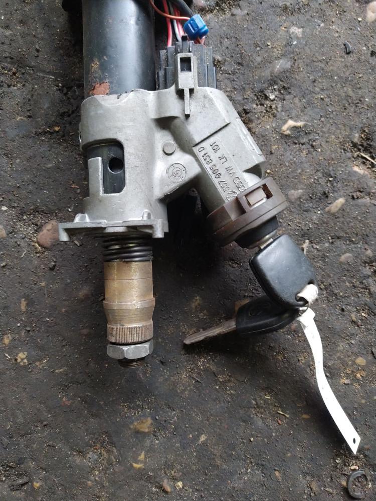 замок зажигания Volkswagen Golf 3 поколение 1996, 1.9 л., дизель, хетчбэк 5 дв. - фото №1