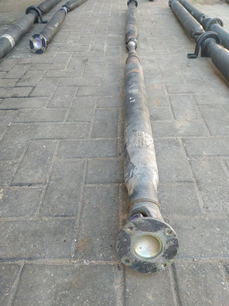 карданный вал Volkswagen LT 2 поколение 2001, 2.5 л., AGX, дизель - фото №1