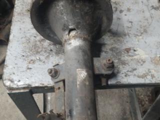 стойка передняя Ford Transit 6 поколение 2006, 2.2 л.