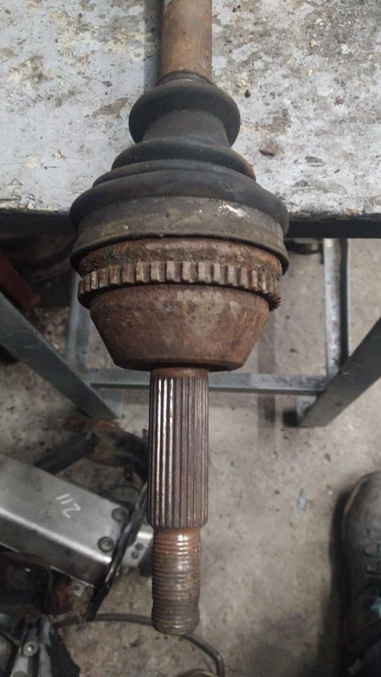 полуось передняя правая (приводной вал, ШРУС) Ford Transit 6 поколение 2006, 2.2 л. - фото №1