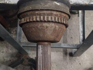 полуось передняя правая (приводной вал, ШРУС) Ford Transit 6 поколение 2006, 2.2 л.