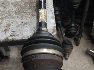 полуось передняя правая (приводной вал, ШРУС) Volkswagen Transporter T5 2005, 1.9 л., дизель