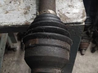 полуось передняя правая (приводной вал, ШРУС) Citroen C5 1 поколение [рестайлинг] 2007, 2.0 л., дизель