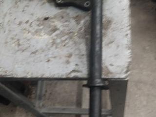 кронштейн полуоси Mercedes-Benz Vito W638 1998, 2.3 л.