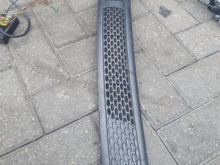 решетка капота Mercedes-Benz Sprinter 1 поколение (W901-905) [рестайлинг] 2005, 2.2 л., дизель, МКПП, фургон