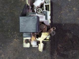 замок двери передней правой Mercedes-Benz Sprinter 1 поколение (W901-905) [рестайлинг] 2005, 2.1 л., OM 611.981, дизель, микроавтобус