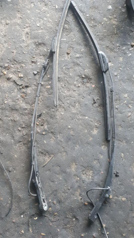 щеткодержатель (поводок стеклоочистителя, дворник) Volkswagen LT 2 поколение 2005, 2.5 л. - фото №1