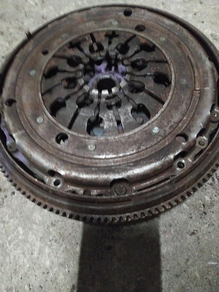 комплект сцепления Volkswagen Transporter T4 2003, 2.5 л., бензин, микроавтобус - фото №1