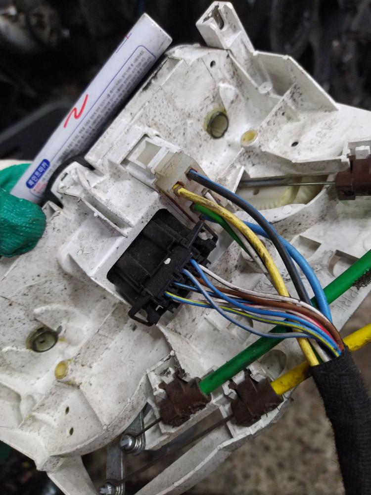 блок управления печки / климат-контроля Volkswagen Caddy 2 поколение 2003, 1.9 л., дизель, микроавтобус - фото №1