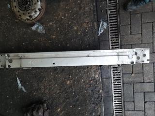 усилитель бампера переднего Volvo XC90 1 поколение 2005, 2.5 л., бензин, универсал